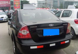 典當(dāng)行直拍 萬(wàn)元起售的黑色1.6L福特福克斯，高性價(jià)比二手座駕